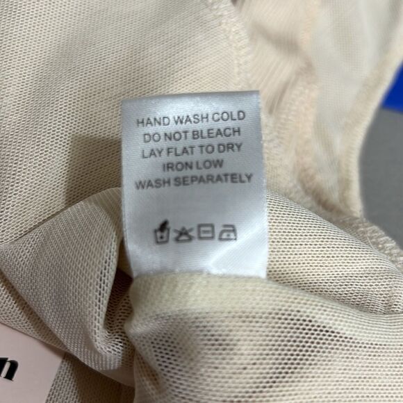 Super down one shoulder seamed crop cami top size medium NWT - Picture 10 of 11